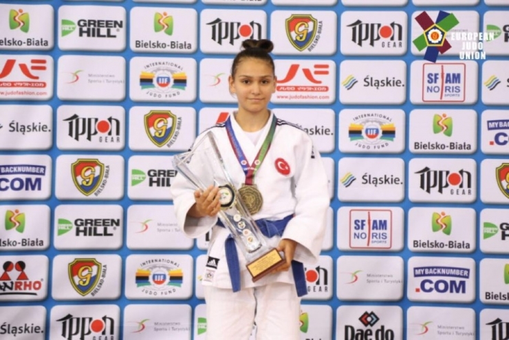 Kocaelili Judocular Avrupa’dan Madalya İle Döndü