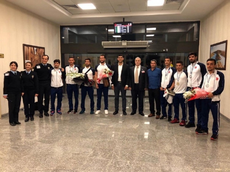 Avrupa Şampiyonları Gaziantep’e Döndü