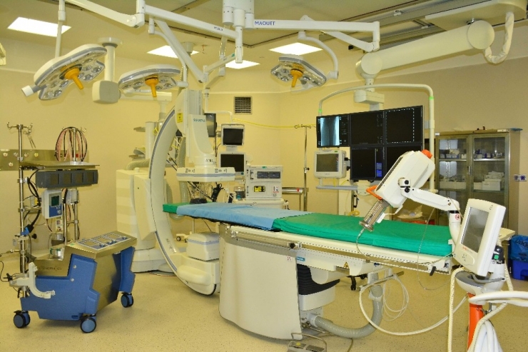 Kalp Ameliyatları Videotorakoskopi İle Artık Daha Kolay