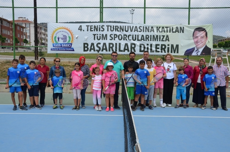 Bozüyük Belediyesi Yaz Spor Okulları İçin Başvurular Devam Ediyor