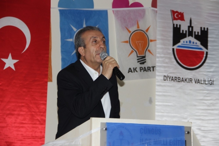 Ak Parti Genel Başkan Yardımcısı Mehdi Eker: