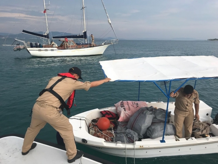 Yurt Dışından Tekneyle Getirilen 131 Kilo Skunk Karaya Çıkarılmadan Yakalandı