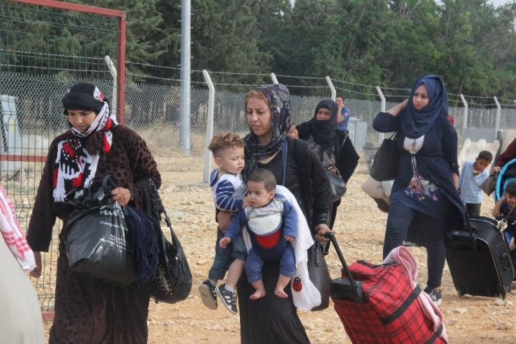 18 Bin Suriyeli Bayram İçin Ülkesine Gitti