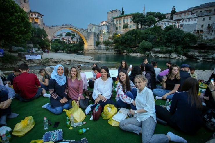 Mostar Eteklerinde Ramazan Bereketi
