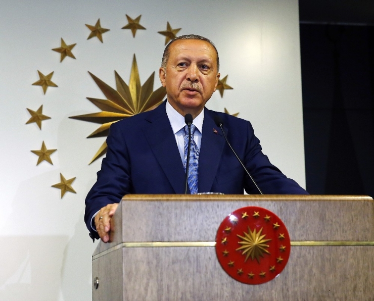 Cumhurbaşkanı Erdoğan: "Gerginlikleri Geride Bırakıp, Geleceğe Yoğunlaşma Zamanı"