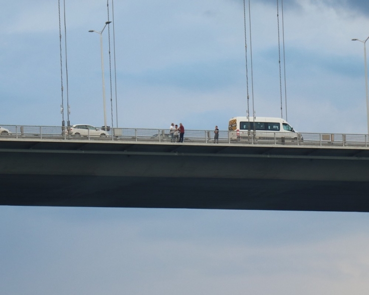 15 Temmuz Şehitler Köprüsü’nde İntihar Girişimi