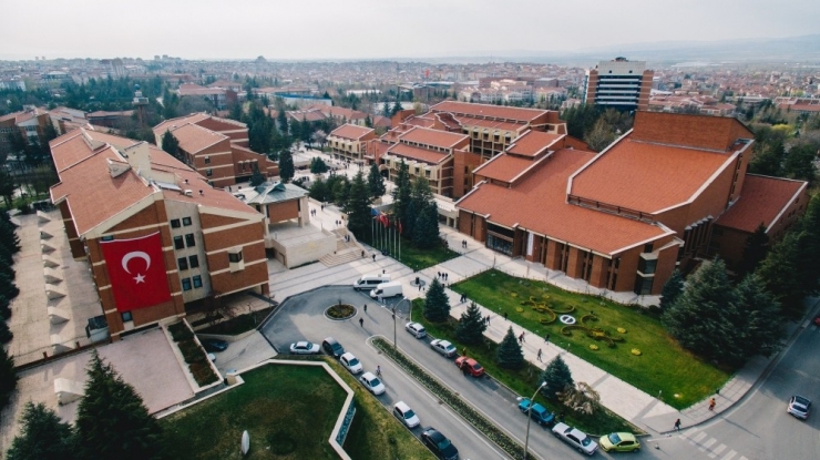 Anadolu Üniversitesi 2017 Yılında 100 Bine Yakın Haberle Gündem Oldu