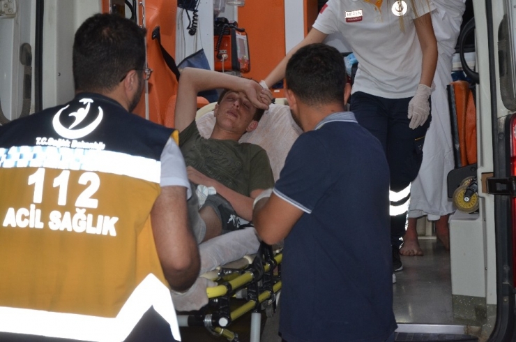 Yaralı Göçmenler Silifke Devlet Hastanesine Sevk Edildi