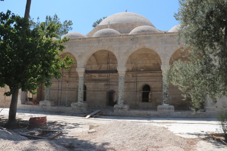 Laal Paşa Camii’nde Restorasyon Durdu