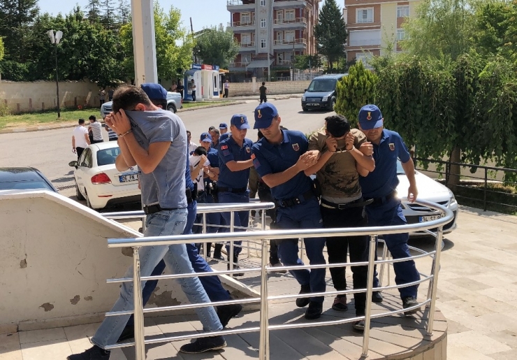 Karaman’da Yağma İddiasıyla 5 Kişi Gözaltına Alındı