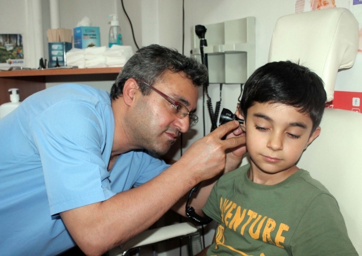 Op. Dr. Şentürk: “Orta Kulak İltihabının Yan Etkileri Ölümcül Hastalıklara Kadar İlerleyebilir”