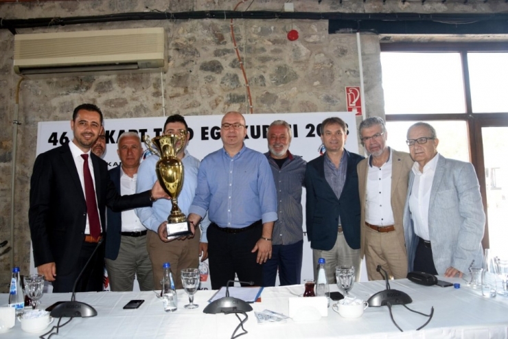 İzmir’de Folkart Tsyd Ege Kupası Heyecanı