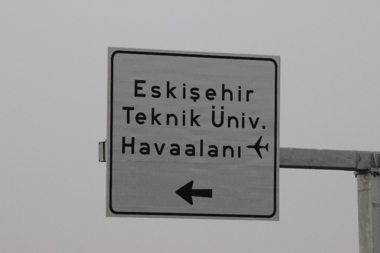 Anadolu Üniversitesinden Ayrılan Eskişehir Teknik Üniversitesinin Tabelası Asıldı