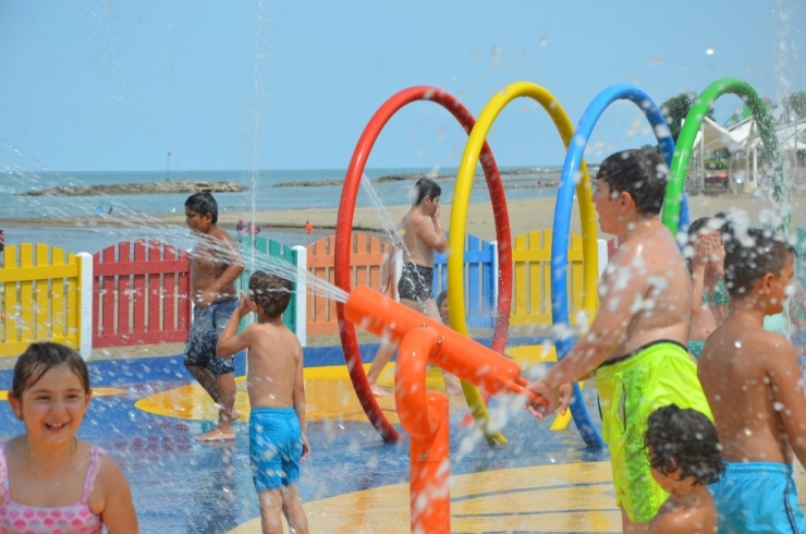 Çocuklardan ‘Su Oyun Parkı’na Yoğun İlgi