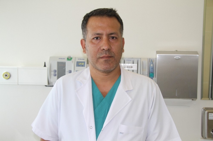 Isparta Şehir Hastanesi’nde Kapalı Yöntemle Böbrek Taşı Ameliyatı Dönemi