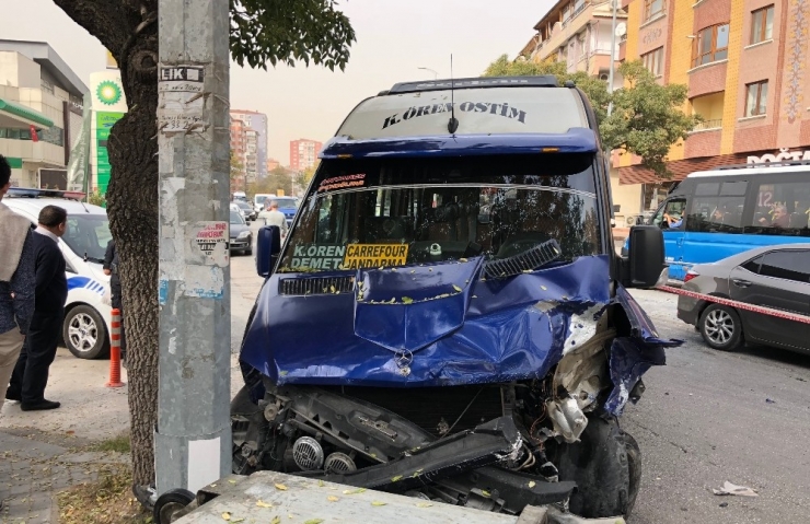 Başkent’te Dolmuş Kazası: 10 Yaralı