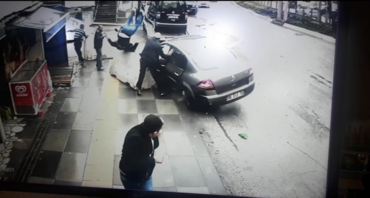 Ankara’da Aynı Yerde Çifte Kaza Dehşeti Kamerada
