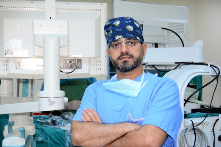 Dü 1 Yaş Altı Böbrek Taşı Ameliyatında Türkiye’de Birinci Sırada