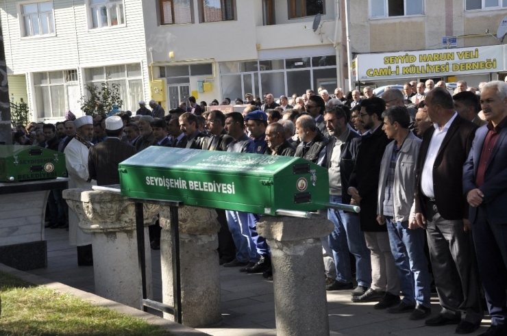 Su Dolu Kovada Boğulan 1 Yaşındaki Bebek Defnedildi