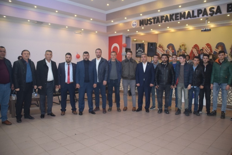 Mustafakemalpaşa’da Trabzonlular Rüzgarı Esti