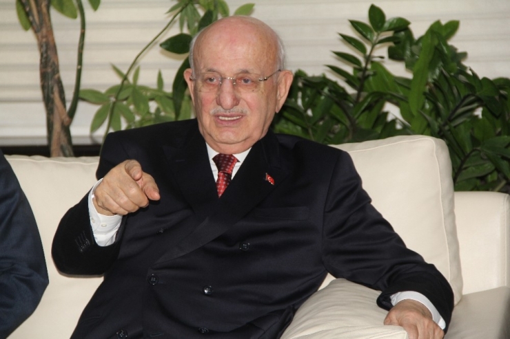 Eski Tbmm Başkanı Kahraman: “15 Temmuz Türkiye’nin Varlığına Kast Eden Bir Hareketti”