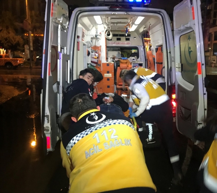 Beyoğlu’nda Trafik Kazası; 2 Yaralı