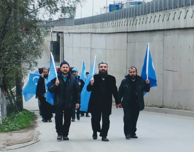 Doğu Türkistan İçin İstanbul’dan Ankara’ya Yürüyorlar