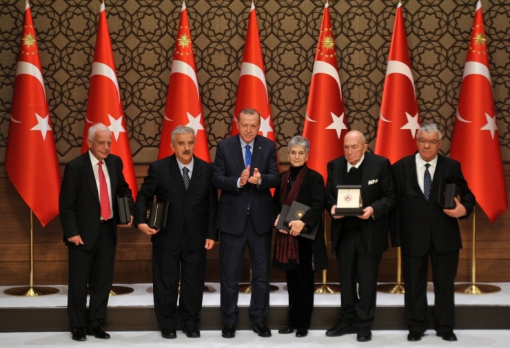 Cumhurbaşkanı Erdoğan: “Kültür Sanatta Esaret Ortadan Kalkıyor”