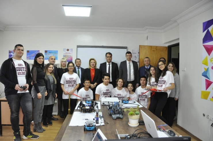 Gkv Özel Liseleri Robotik-kodlama Atölyesi Açıldı