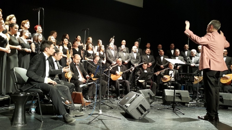 Odunpazarı Halk Eğitim Merkezi Türk Halk Müziği Korosu Konseri