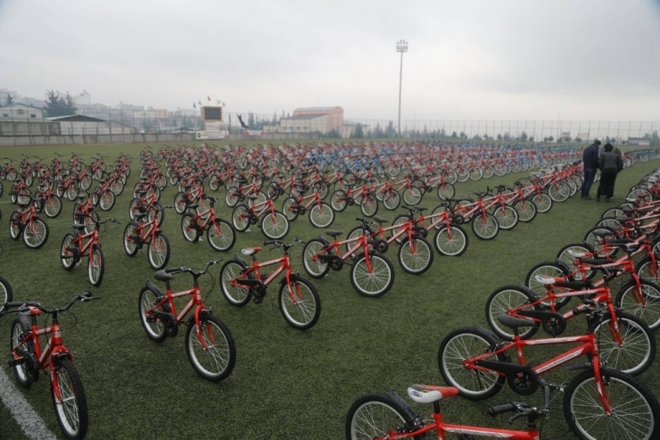 Kilis’te “15 Bin Eve 15 Bin Bisiklet” Kampanyası Sürüyor