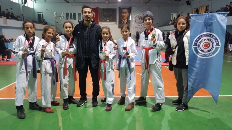Taekwondo Gaziantep Şampiyonasında 7 Derece Birden