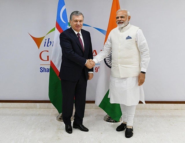 Özbekistan Cumhurbaşkanı Mirziyoyev Küresel Zirve İçin Hindistan’da