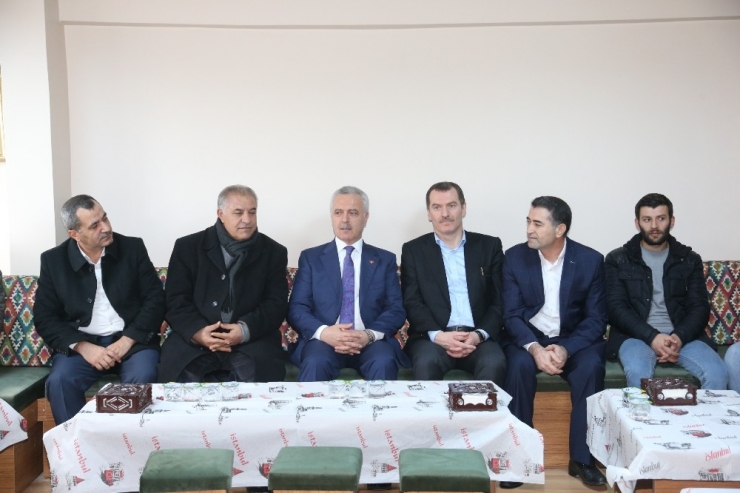 Ak Parti Zeytinburnu Başkan Adayı Arısoy, Tüm Elazığlı İş Adamları Derneği Açılışına Katıldı