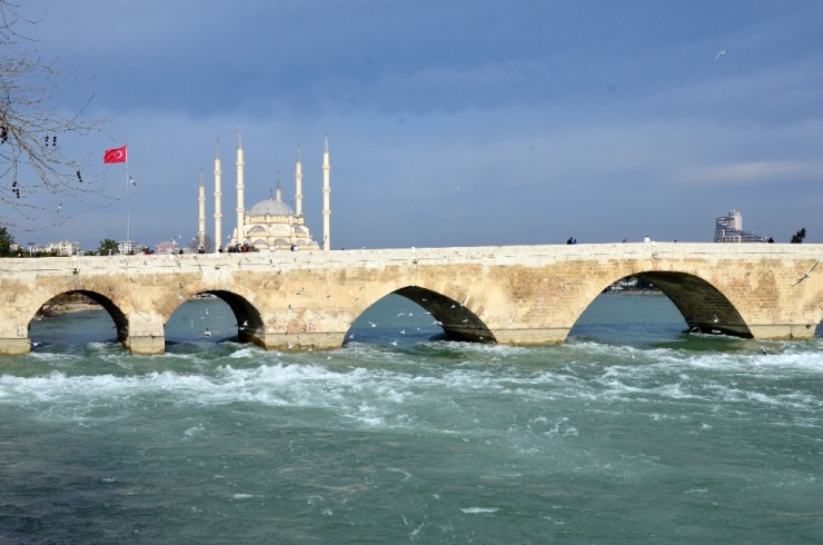 Kültür Ve Turizm Bakanlığı Seçti; Türkiye’nin En Gösterişli 13 Köprüsünden 2’si Adana’dan