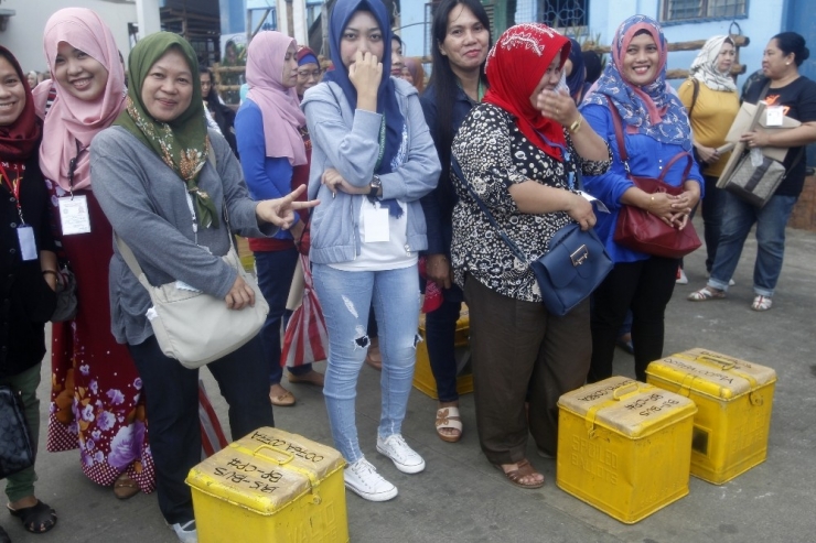 Moro Müslümanlarının Özerklik Referandumu Barış İçinde Sona Erdi