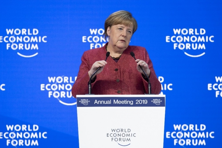 Merkel’den Öz Eleştiri: “Ab Birçok Konuda Fikir Birliğine Sahip Değil”