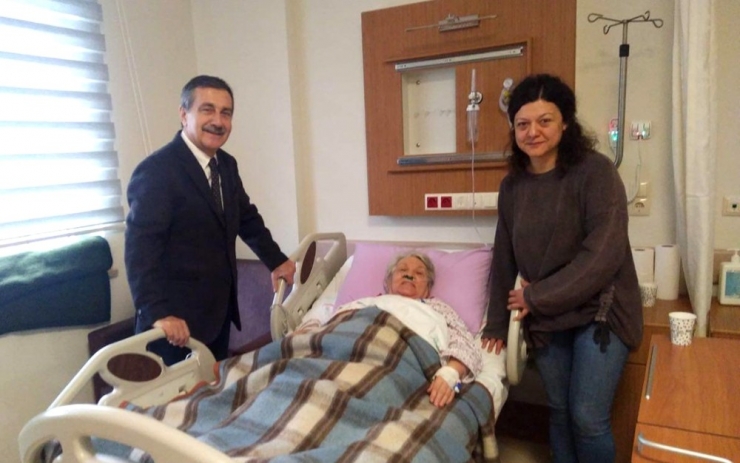 Başkan Ataç’tan Hastalara Ziyaret