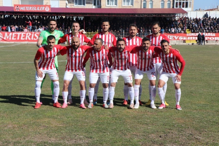 Nevşehir Belediyespor: 1 Nazilli Belediyespor:2