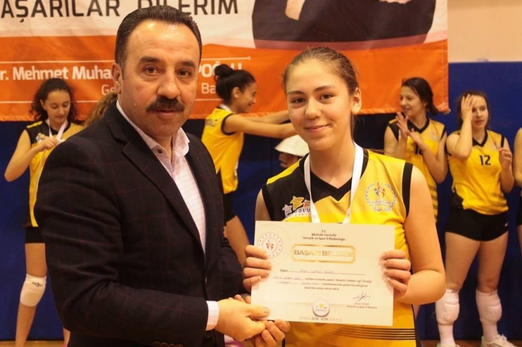 Anadolu Yıldızlar Ligi Voleybol Çeyrek Final Müsabakaları Sona Erdi