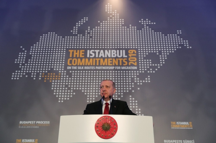Cumhurbaşkanı Erdoğan: ”Yeni Bir Göç Dalgası Yaşanması Halinde Artık Biz Bunu Tek Başına Göğüsleyemeyeceğiz”