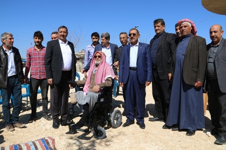 Harran’da Engelli İki Vatandaşa Akülü Tekerlekli Sandalye