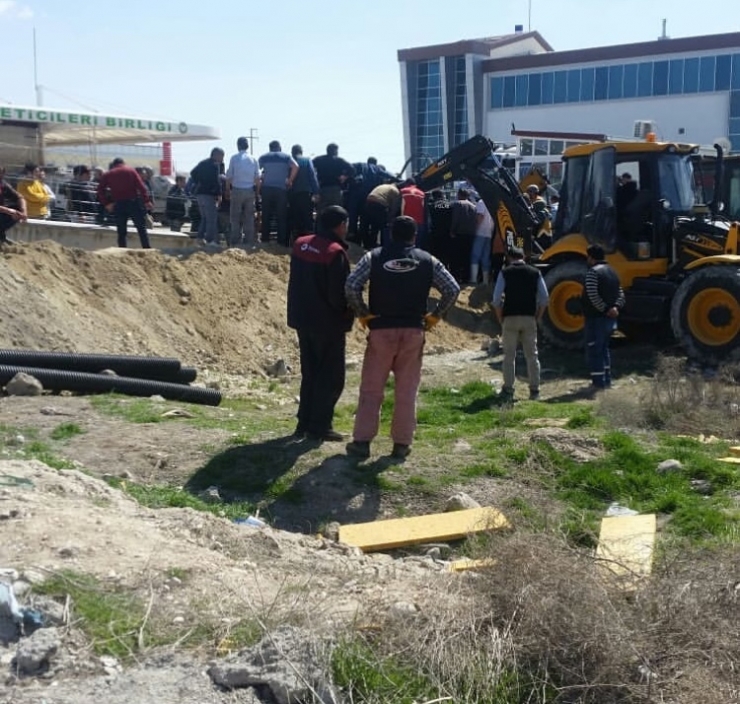 Konya’da İstinat Duvarı Çöktü: 4 İşçi Yaralı