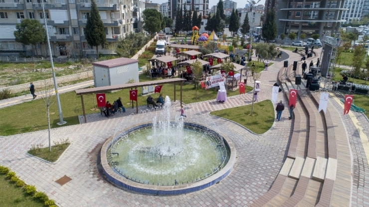 Çiğli’de Prof. Dr. Türkan Saylan Parkı Açıldı
