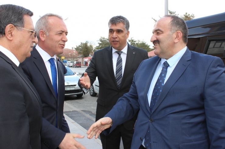 İş-kur Genel Müdürü Cafer Uzunkaya, Erzincan’da İşverenlerle Buluştu