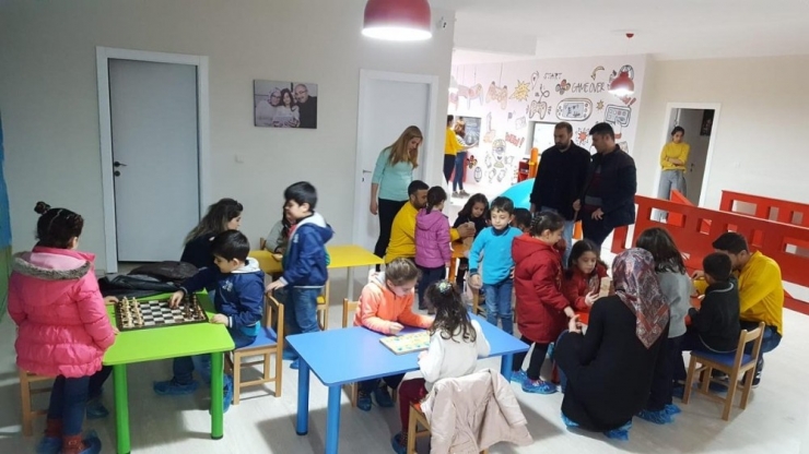 Mardin’de Çocuklar İçin Spor Ve Eğlence Merkezi Açıldı