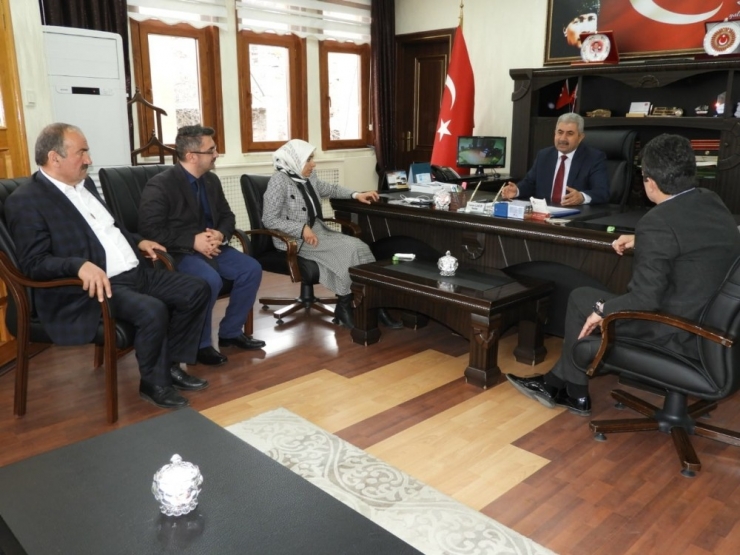 Ak Parti Erzurum Milletvekili Taşkesenlioğlu, İspirlilerle Bir Araya Geldi