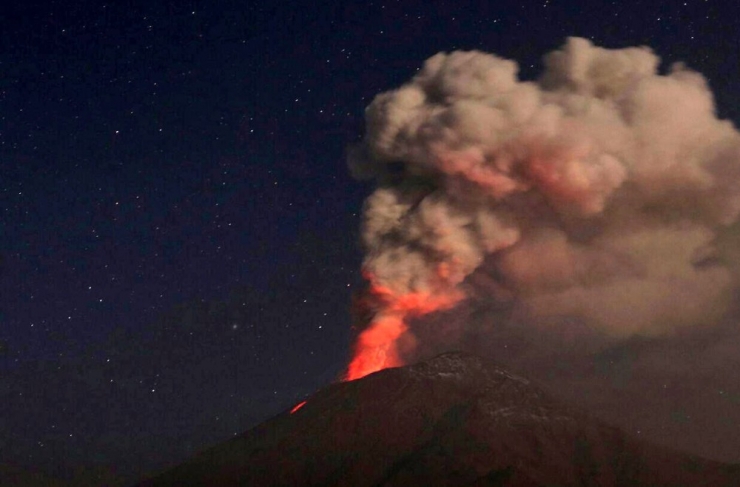 Faaliyete Geçen Popocatepetl Yanardağı Korkuttu