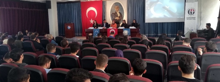 Gaün Öğrencilerinden Doğu Türkistan Dil, Kültür, Sanat Ve Edebiyat Paneli