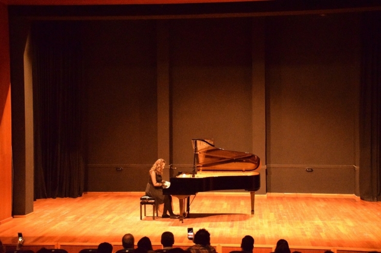 Anadolu Üniversitesi Öğrencilerinden Piyano Resitali